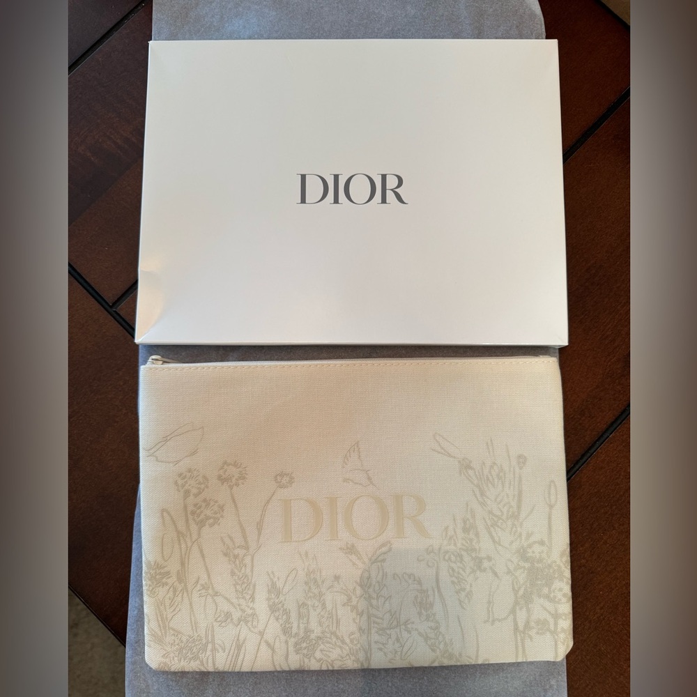 Dior Exclusive Flat Pouch.